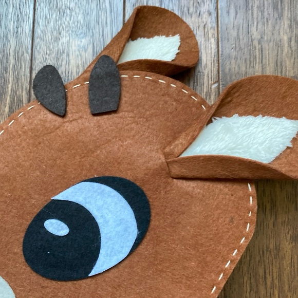 Pottery Barn Kids Rudolph The Red Nosed Reindeer Felt  Chairbacker - Picture 3 of 11